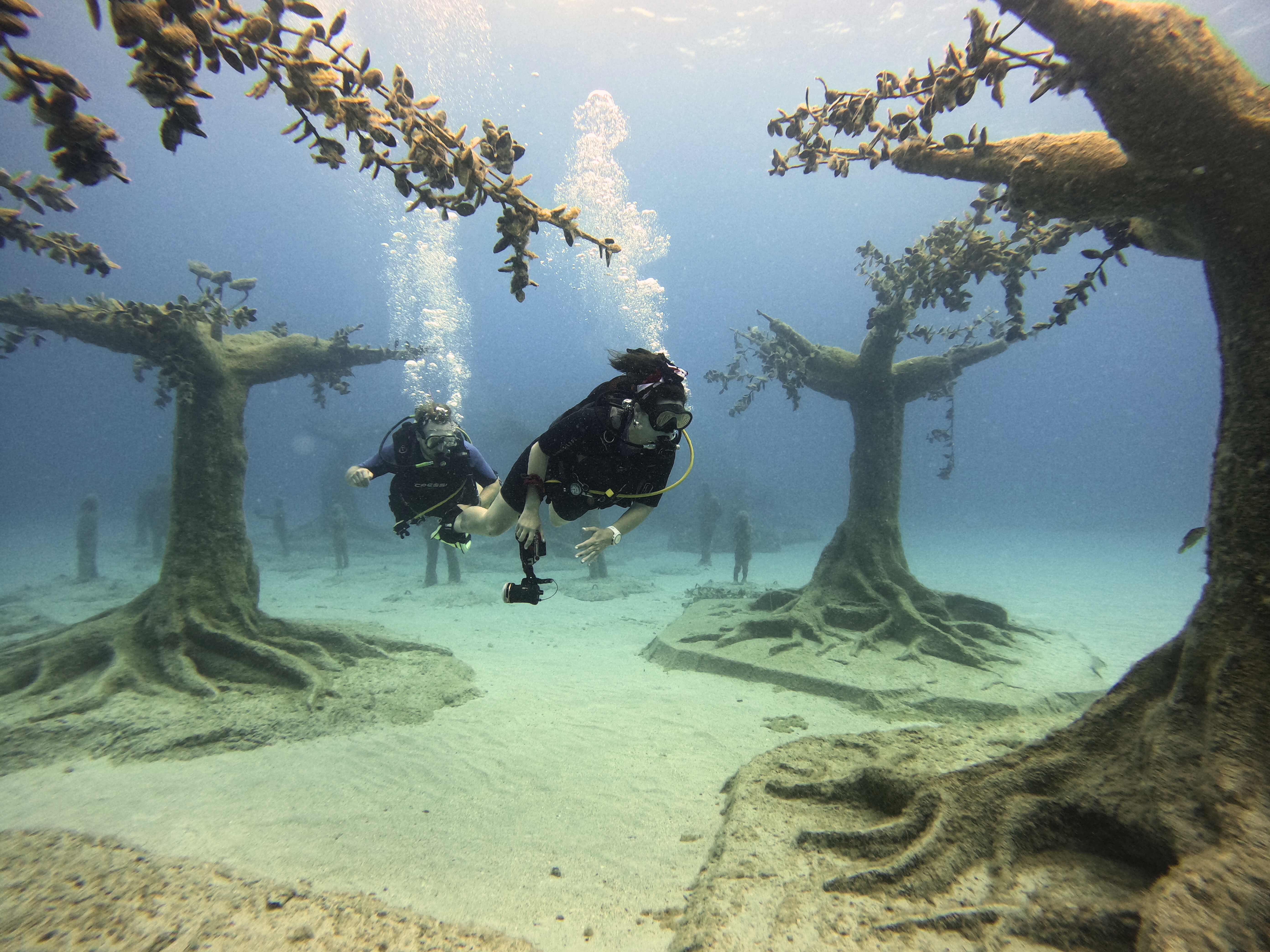 MUSAN underwater museum dive